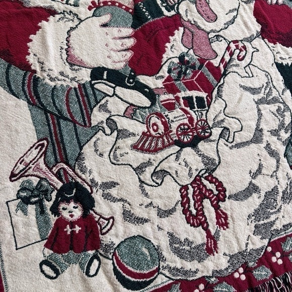 Vintage Christmas Large Throw Blanket Santa In The Spirit of Giving Cotton - Picture 3 of 6